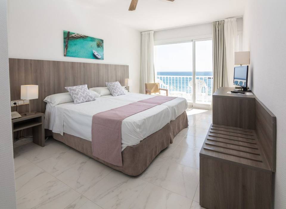 Habitación doble vista mar Hotel S'illot Mallorca