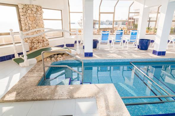Heated outdoor pool S'illot Hotel Majorca