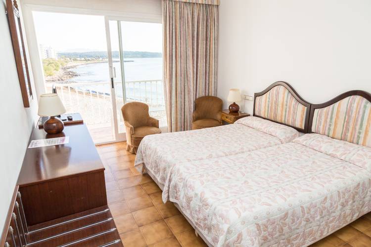 Room S'illot Hotel Majorca