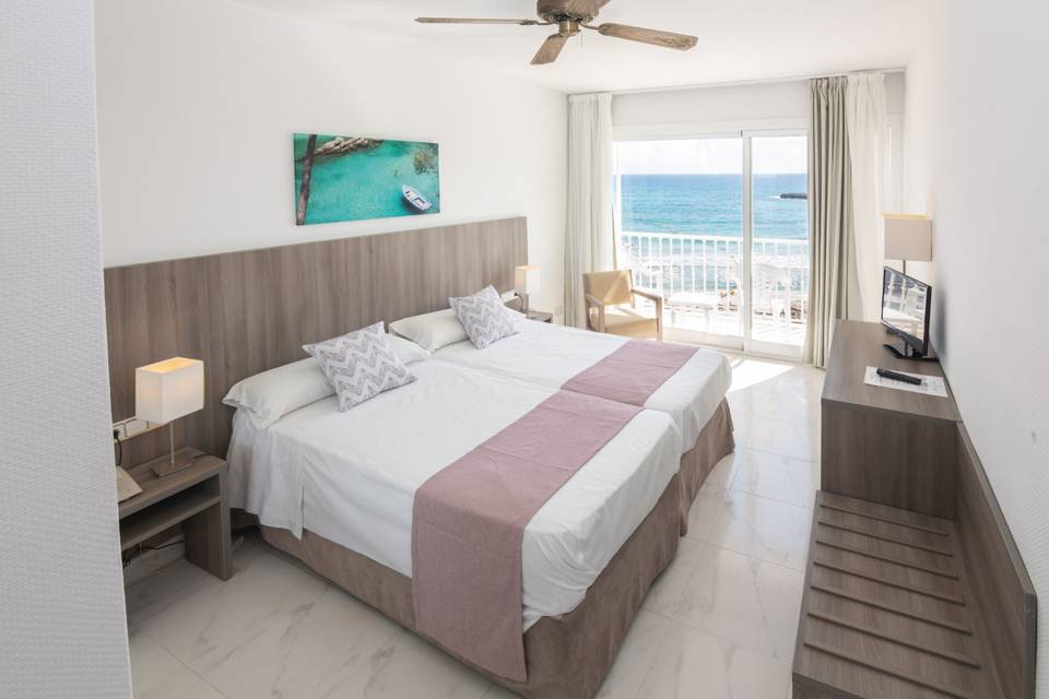 Sea view double room S'illot Hotel Majorca