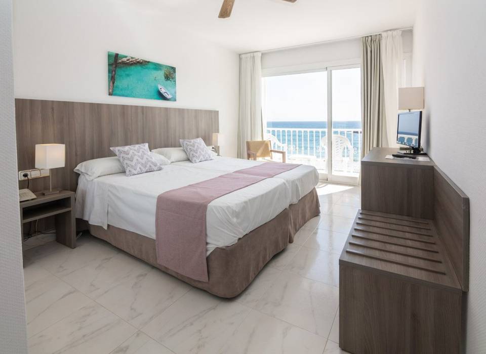 Sea view double room S'illot Hotel Majorca