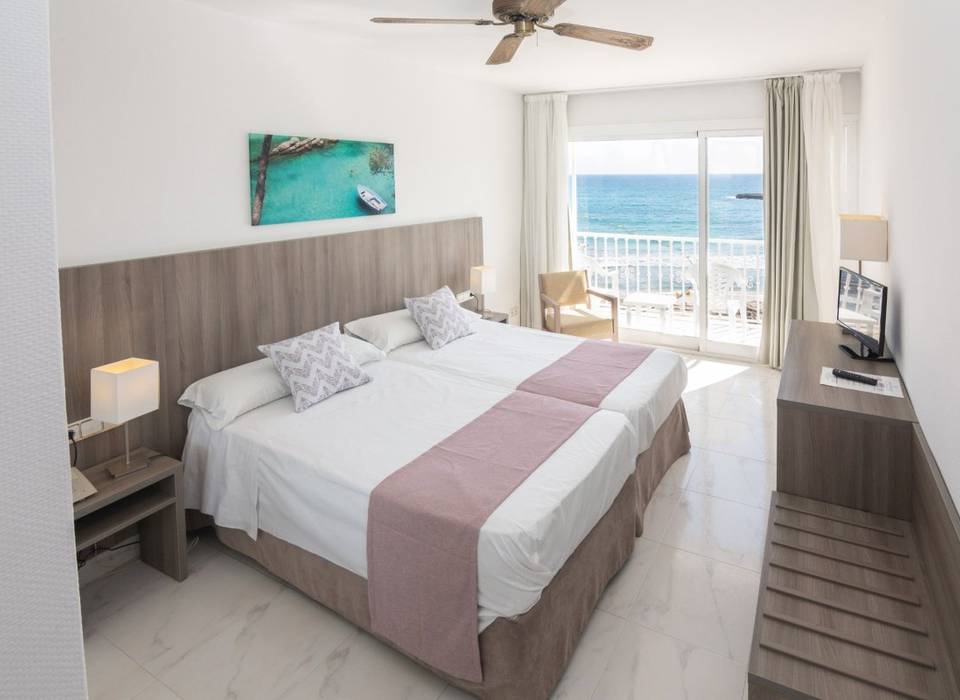 Sea view double room S'illot Hotel Majorca