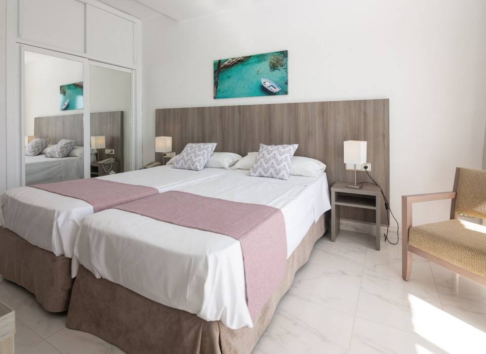 Standarddoppelzimmer Hotel S'illot Mallorca Standarddoppelzimmer Hotel S'illot Mallorca
